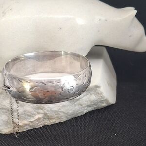 1940s Sterling Silver Ladye Fayre Floral Engraved Bangle Bracelet 7"